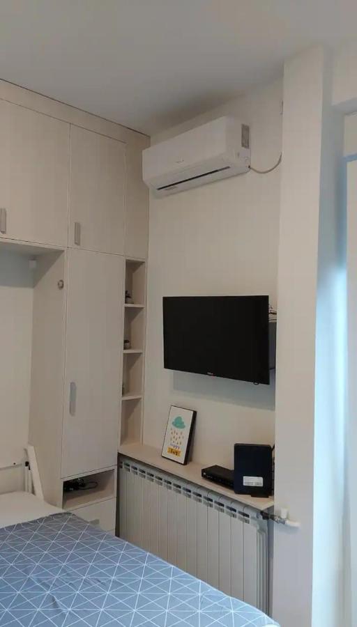 New Studio In The City Center Novi Sad Exterior photo